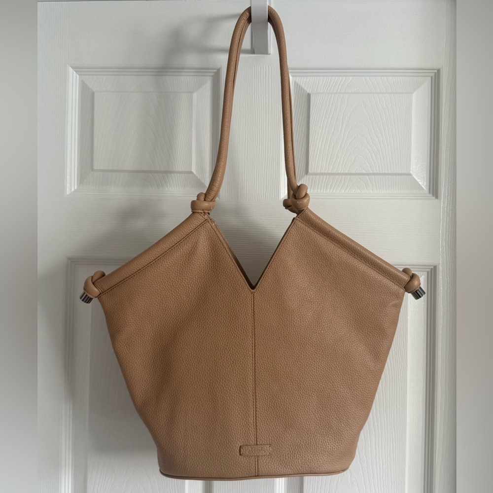 NEW Vince Camuto Arjay Tan Leather Tote Bag
